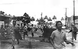 people running